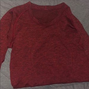 Lululemon long sleeve athletic shirt